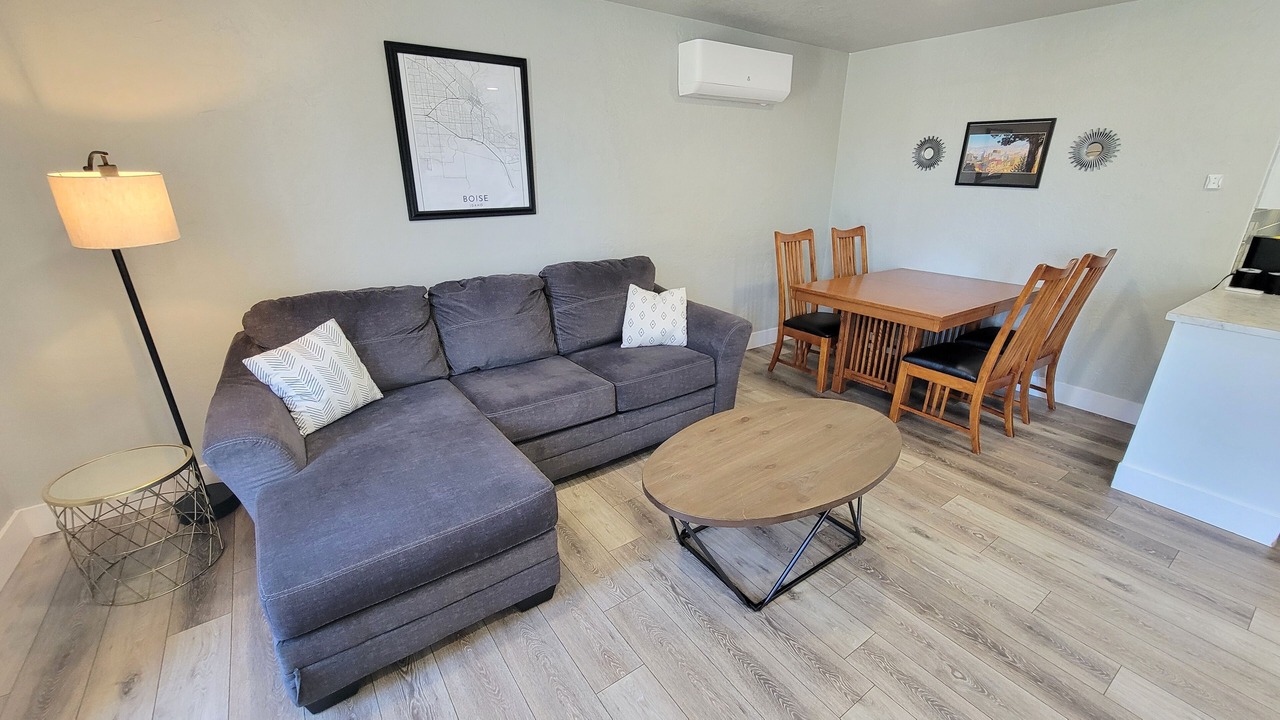 Photo of Livingroom in Morris Hill