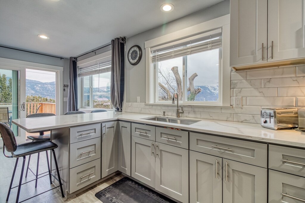 Photo of Kitchen in Manson