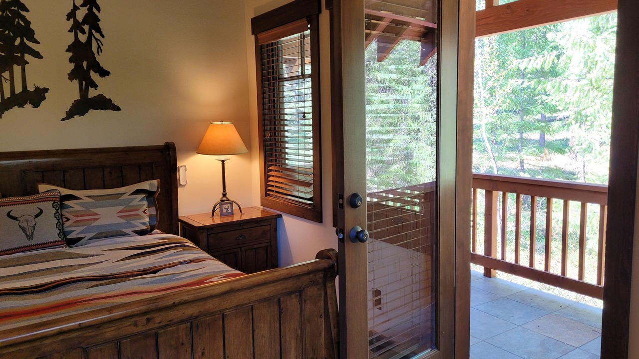 Photo of Patio Balcony in Mazama