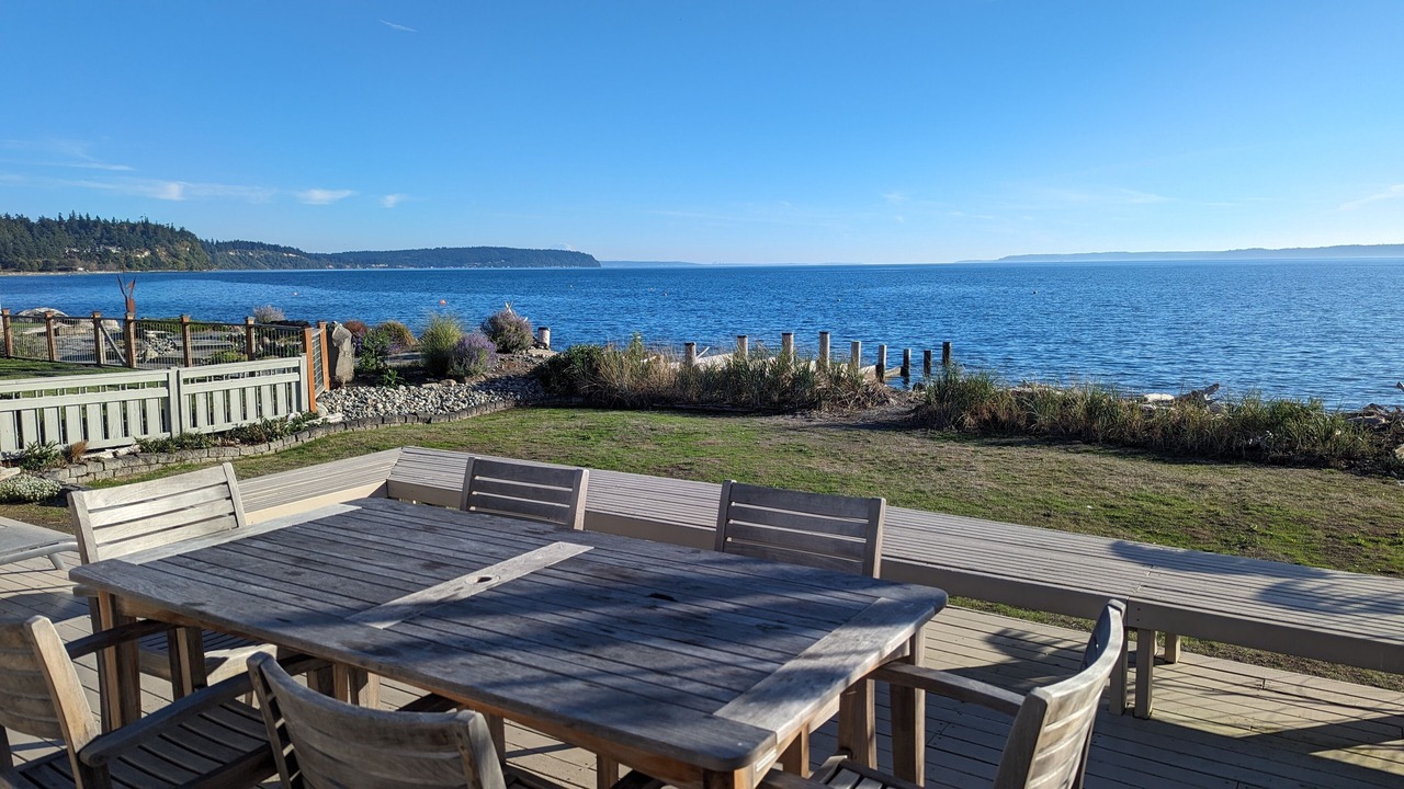 Photo of Outdoor in Sunlight Beach