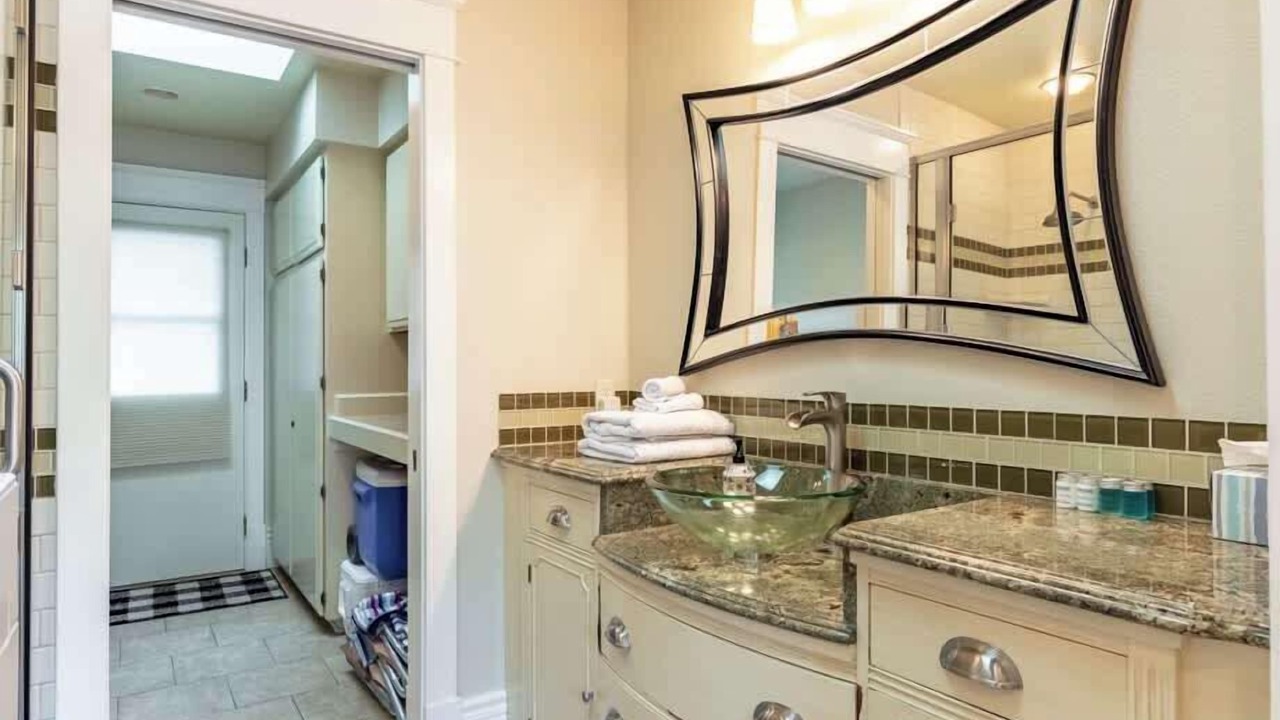 Photo of Bathroom in Fort Grounds