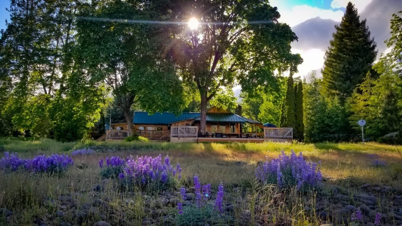 Photo of Outdoor in Eagle Point