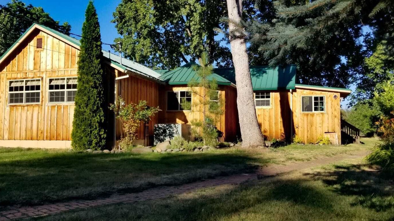 Photo of Others in Eagle Point