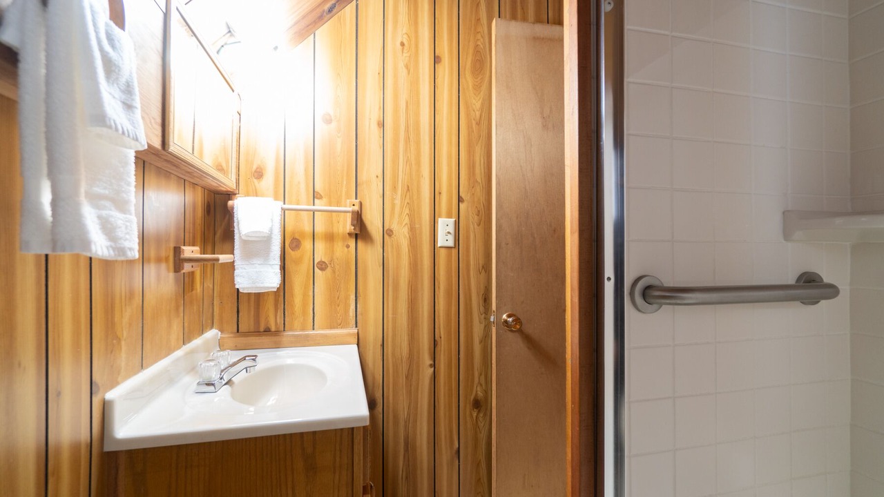 Photo of Bathroom in Otter Rock