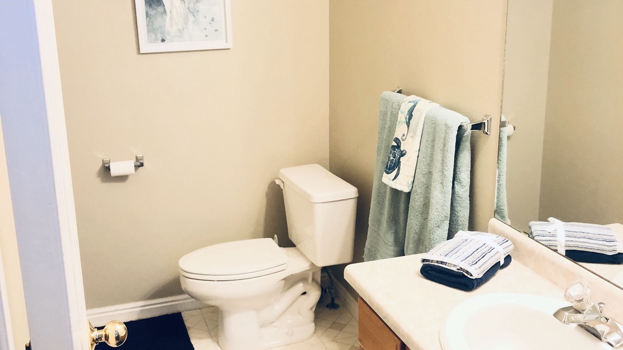 Photo of Bathroom in Harbor Village