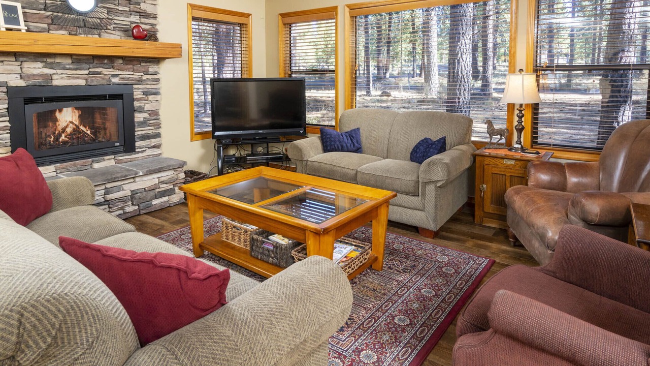 Photo of Livingroom in Sunriver