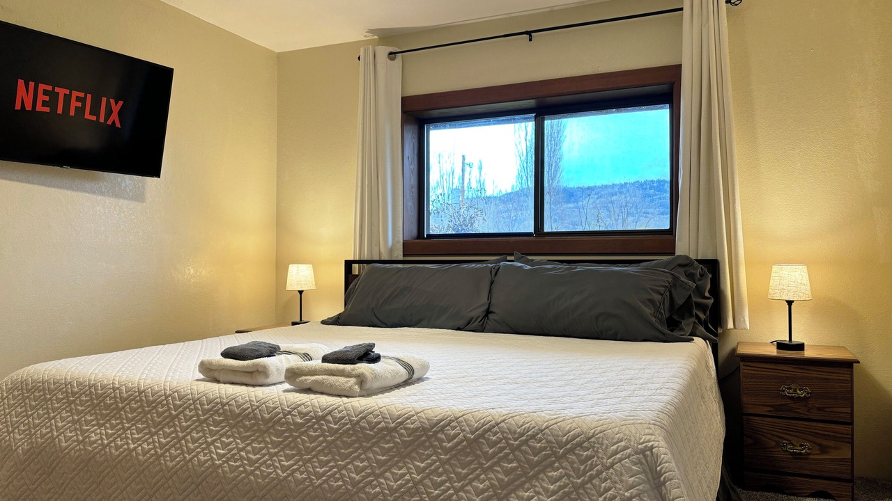 Photo of Bedroom in Oroville