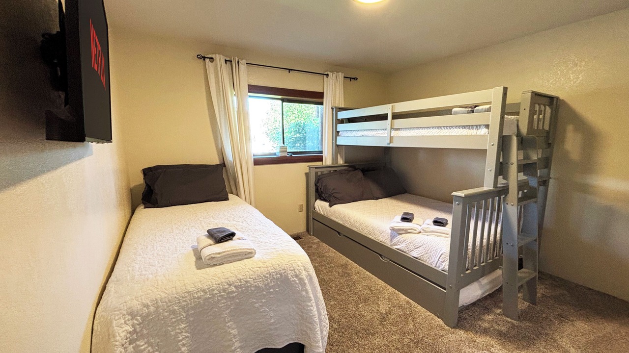 Photo of Bedroom in Oroville