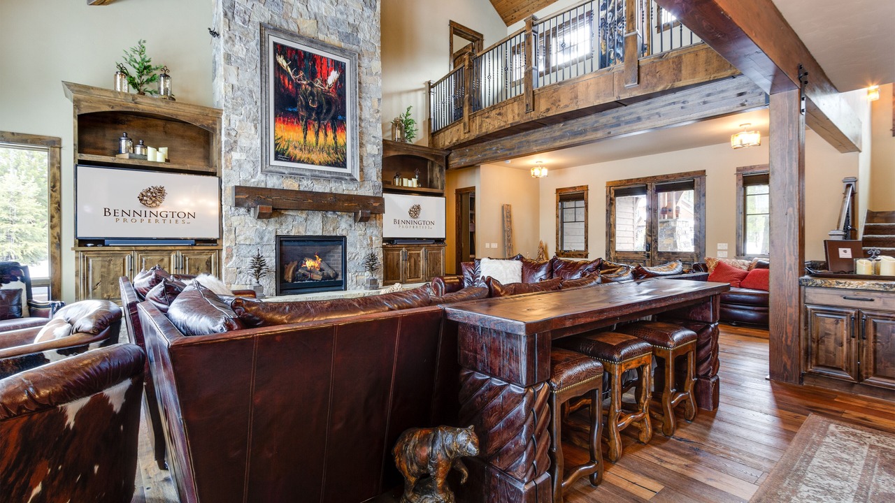 Photo of Livingroom in Sunriver