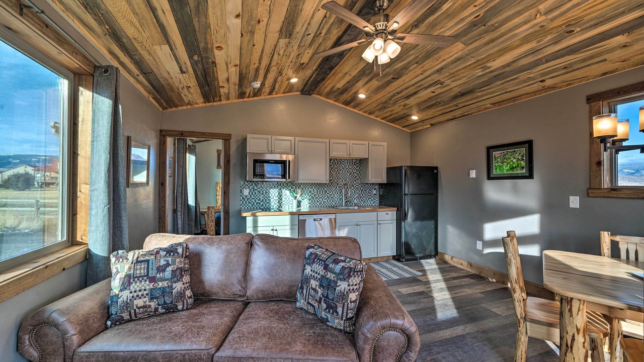 Photo of Livingroom in Livingston