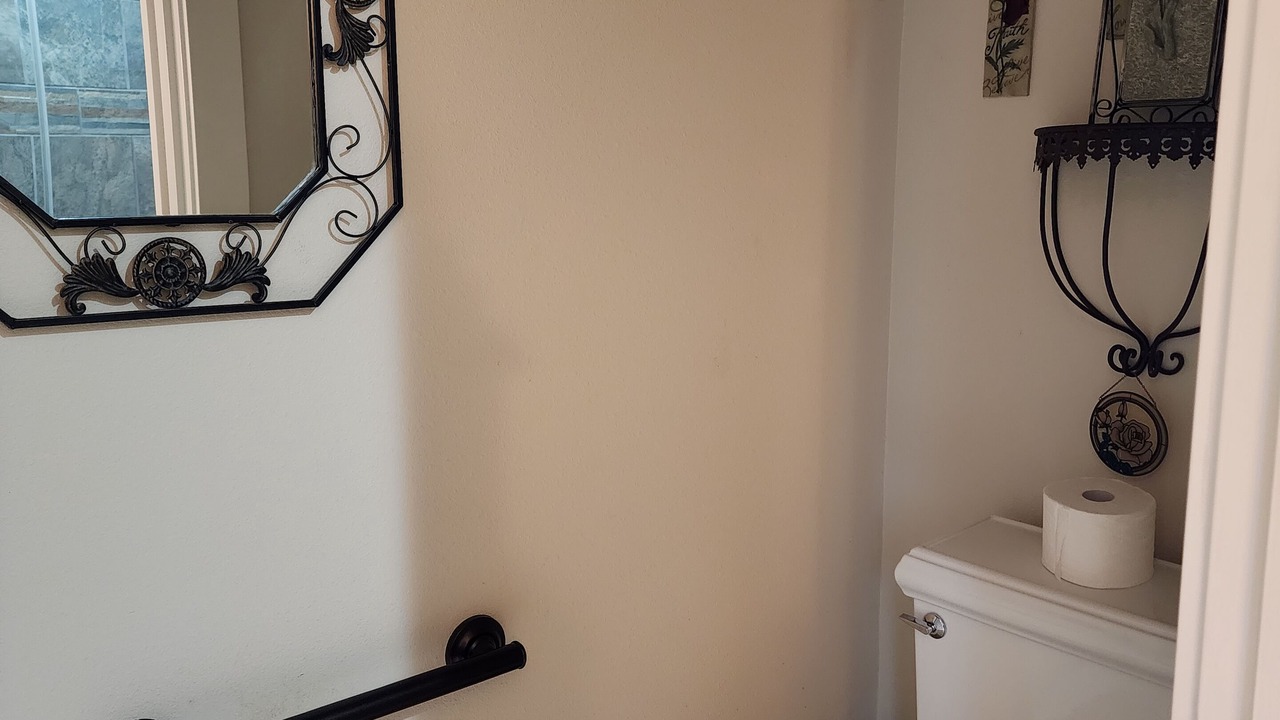 Photo of Bathroom in Amanda Park