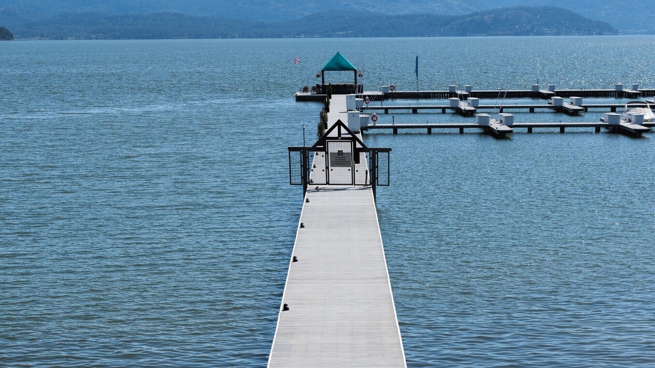 Photo of Others in Sandpoint