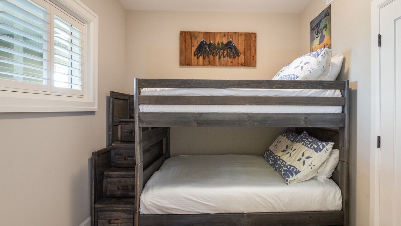 Photo of Bedroom in Sandpoint