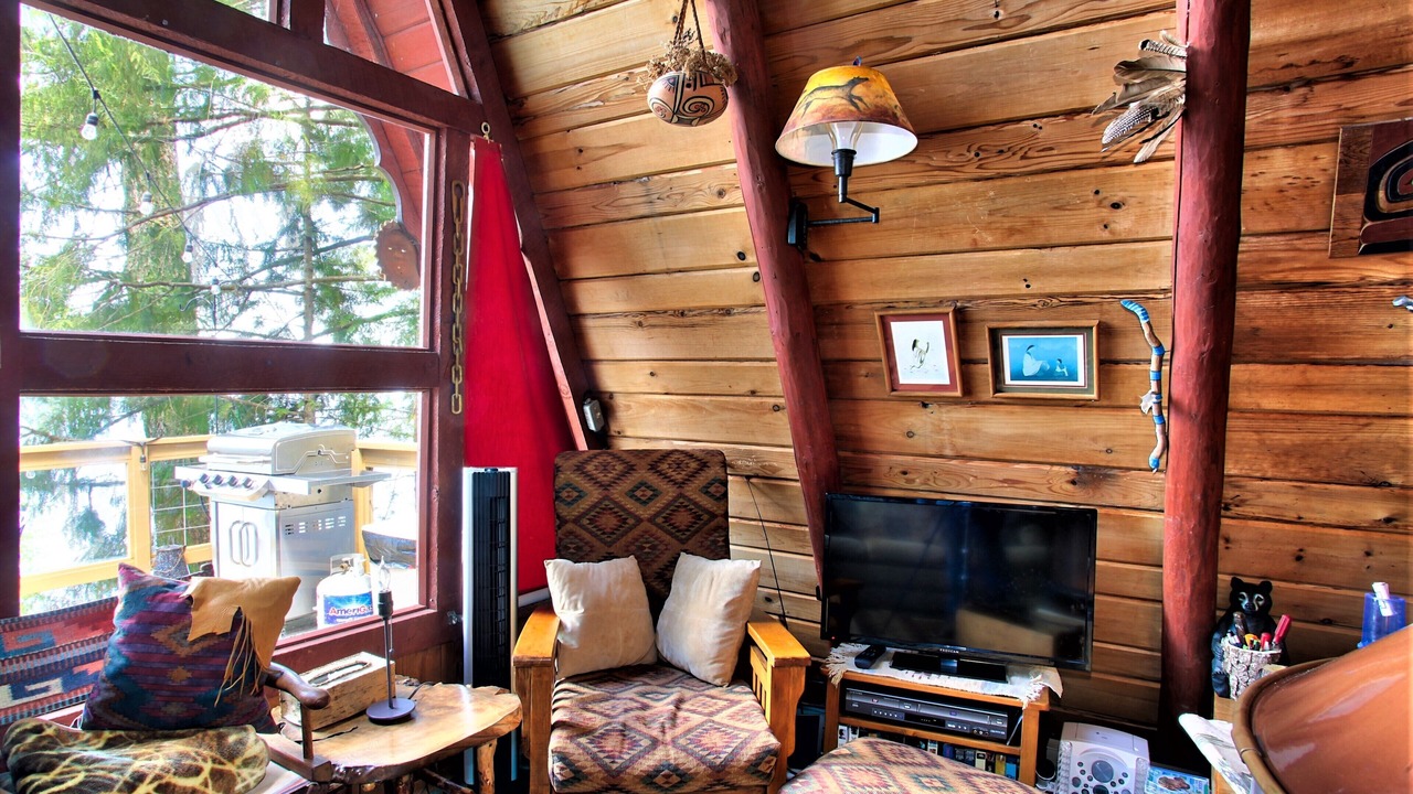 Photo of Livingroom in Newport