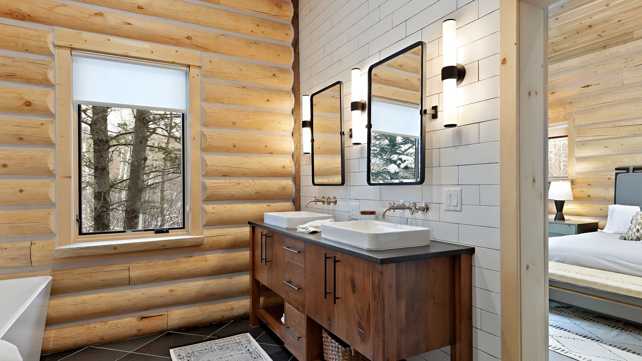 Photo of Bathroom in Victor