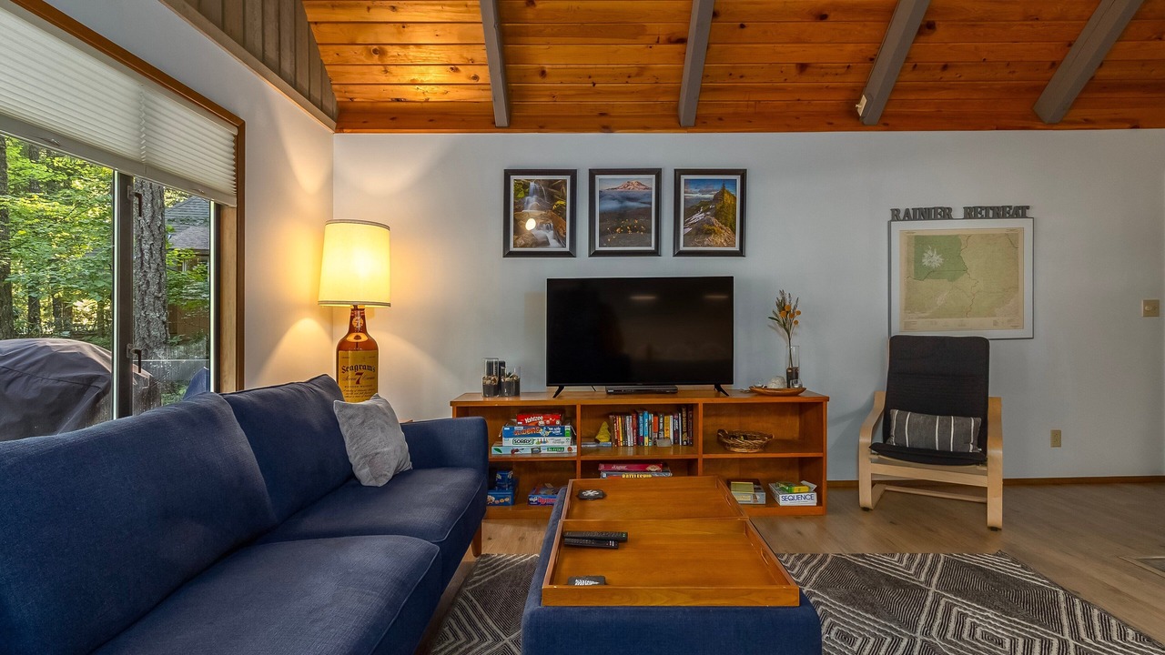 Photo of Livingroom in Packwood