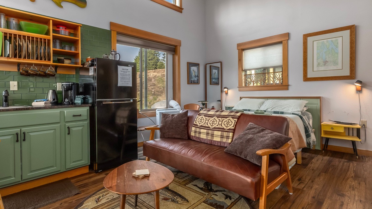 Photo of Livingroom in Packwood