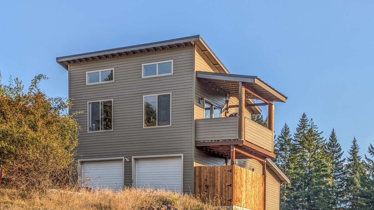 Photo of Outdoor in Packwood