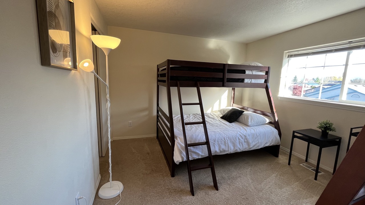 Photo of Bedroom in Five Oaks