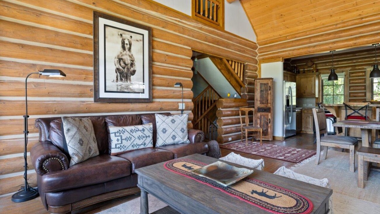 Photo of Livingroom in Victor