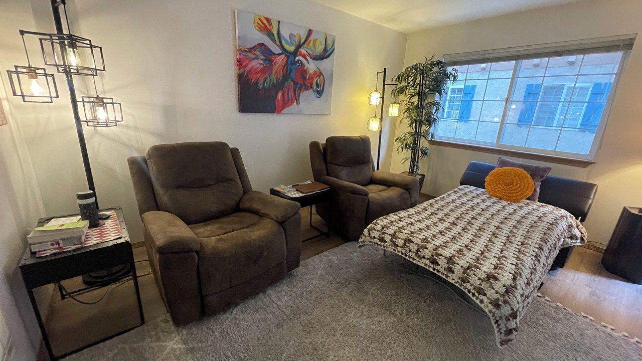Photo of Bedroom in Downtown Leavenworth