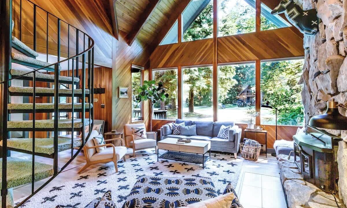 Photo of Bedroom in Glacier