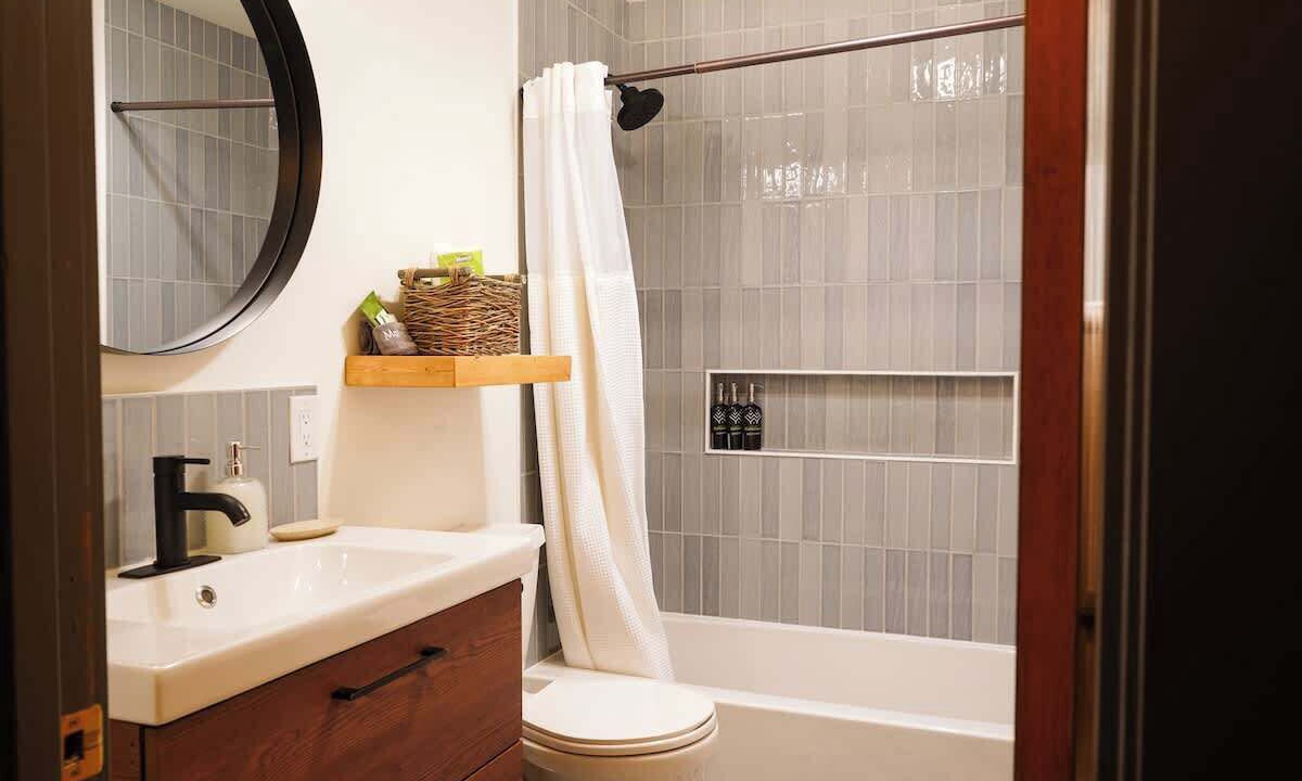 Photo of Bathroom in Glacier