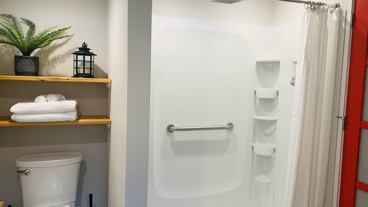 Photo of Bedroom in Enumclaw