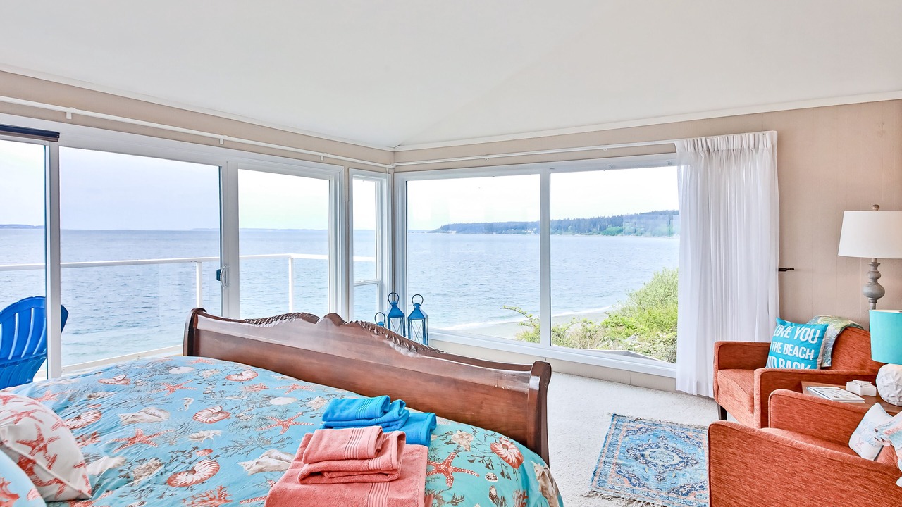 Photo of Bedroom in Freeland