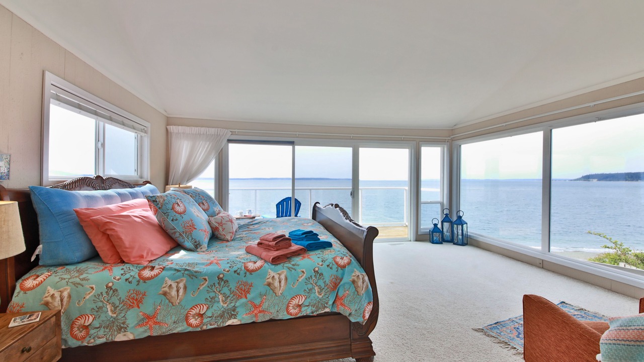 Photo of Bedroom in Freeland