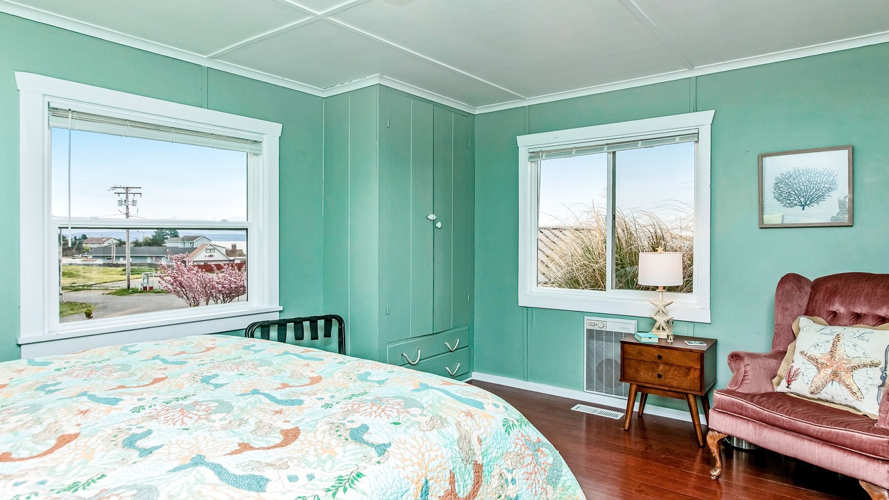 Photo of Bedroom in Freeland