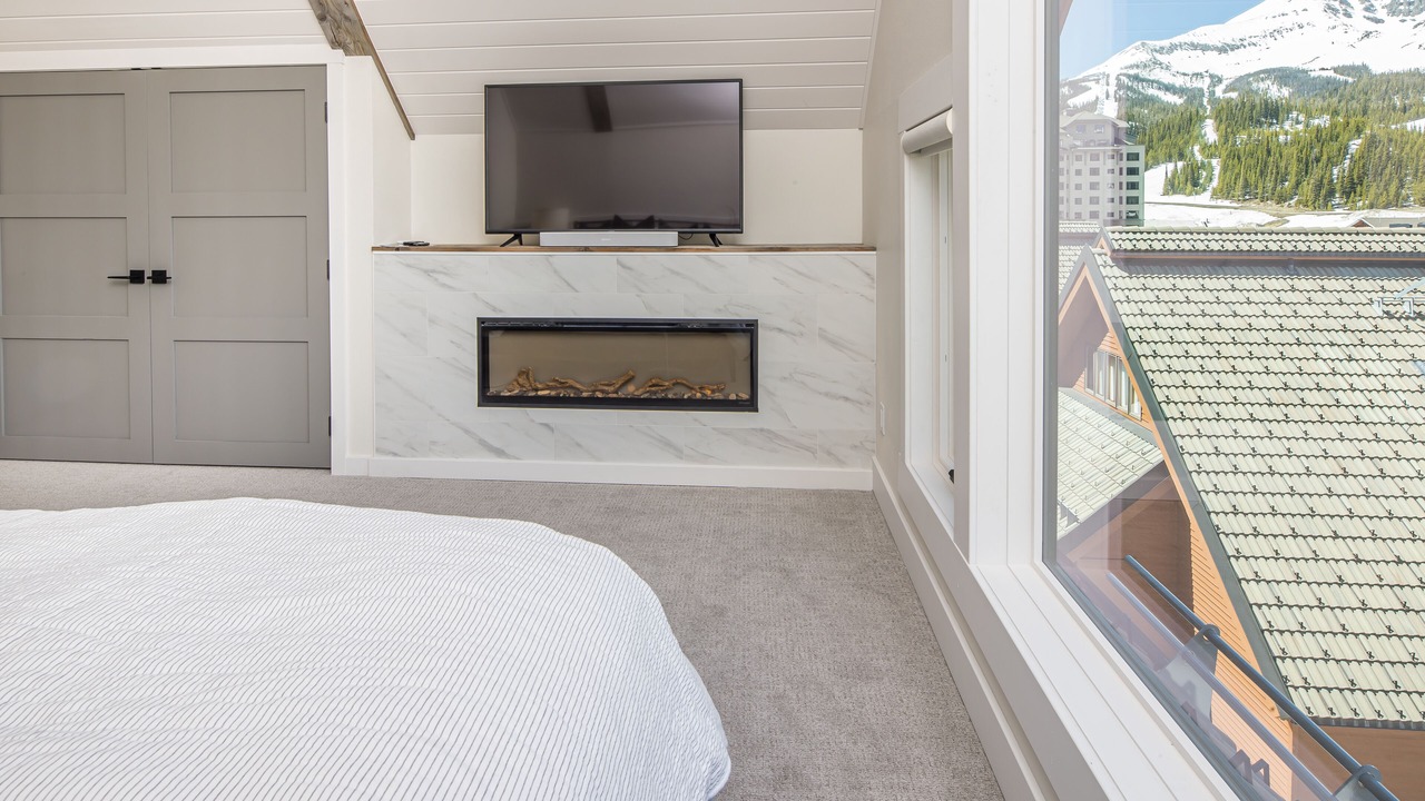 Photo of Bedroom in Big Sky