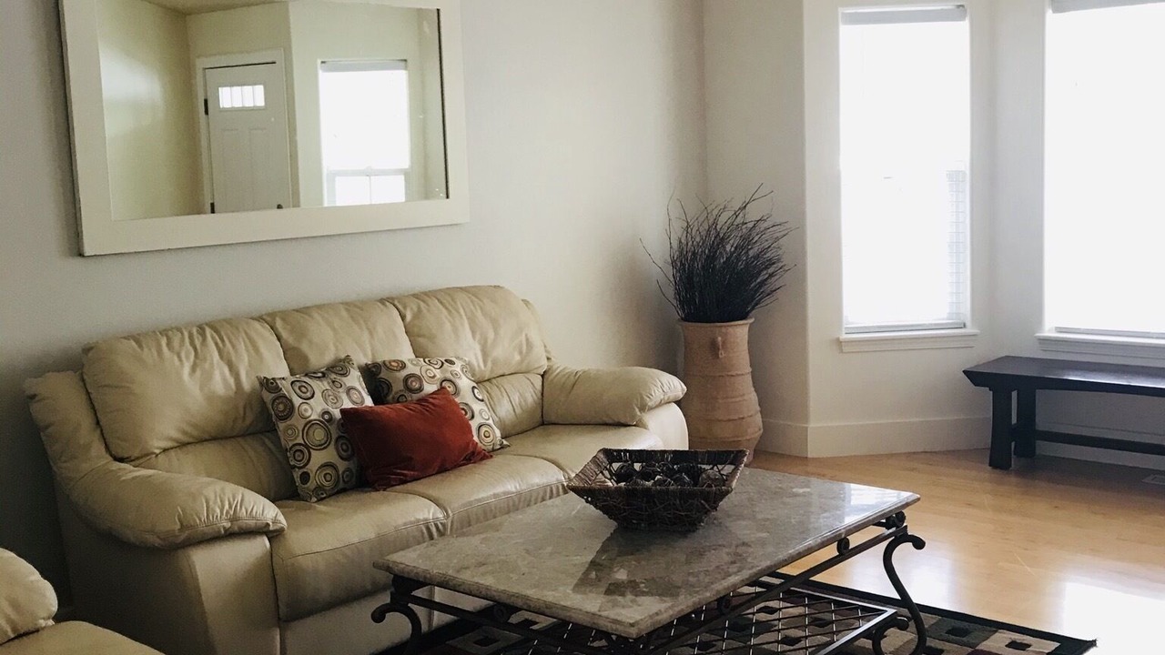 Photo of Livingroom in Bellevue