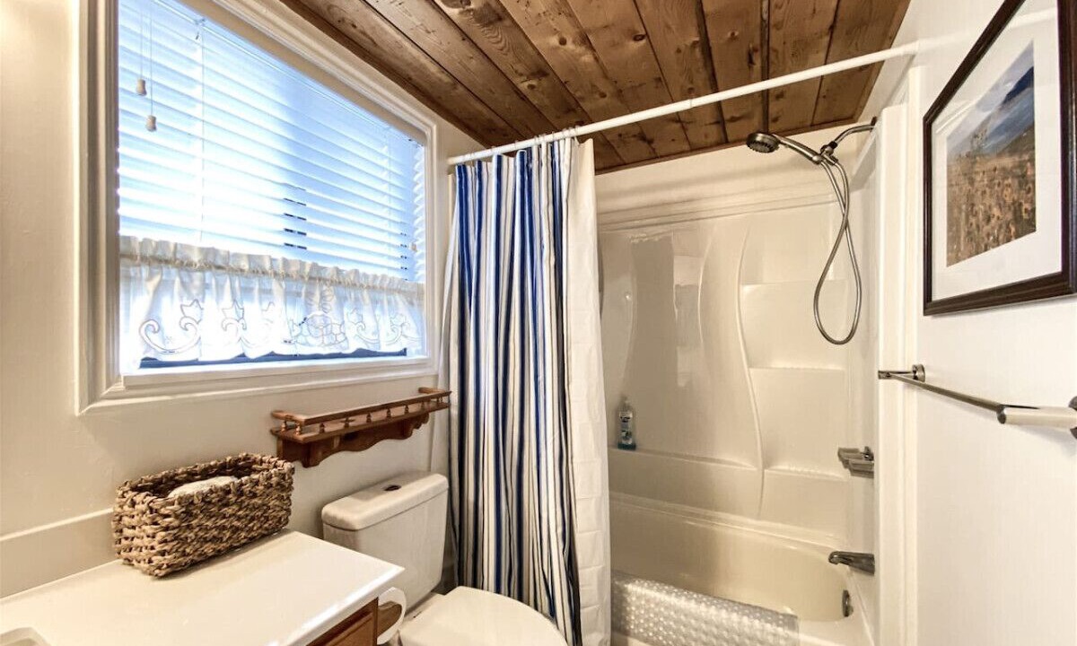Photo of Bathroom in Sweetwater
