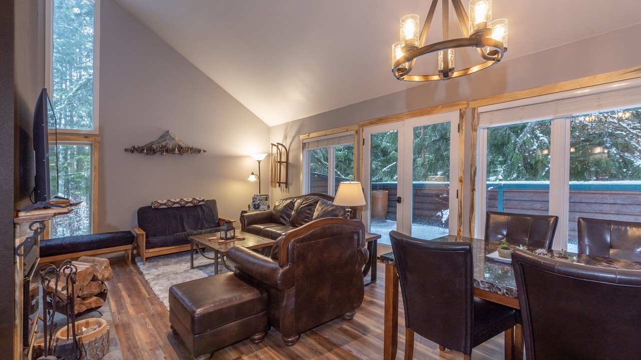 Photo of Livingroom in Packwood