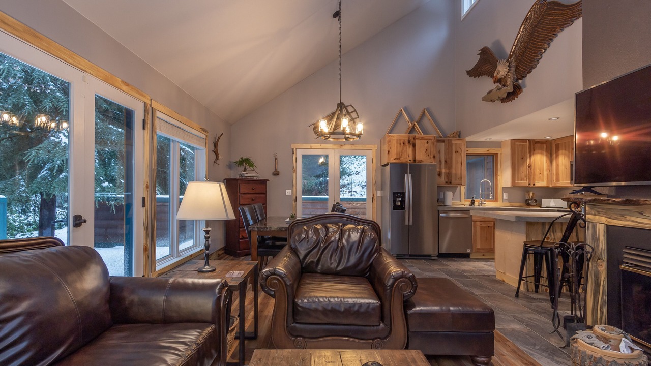 Photo of Livingroom in Packwood