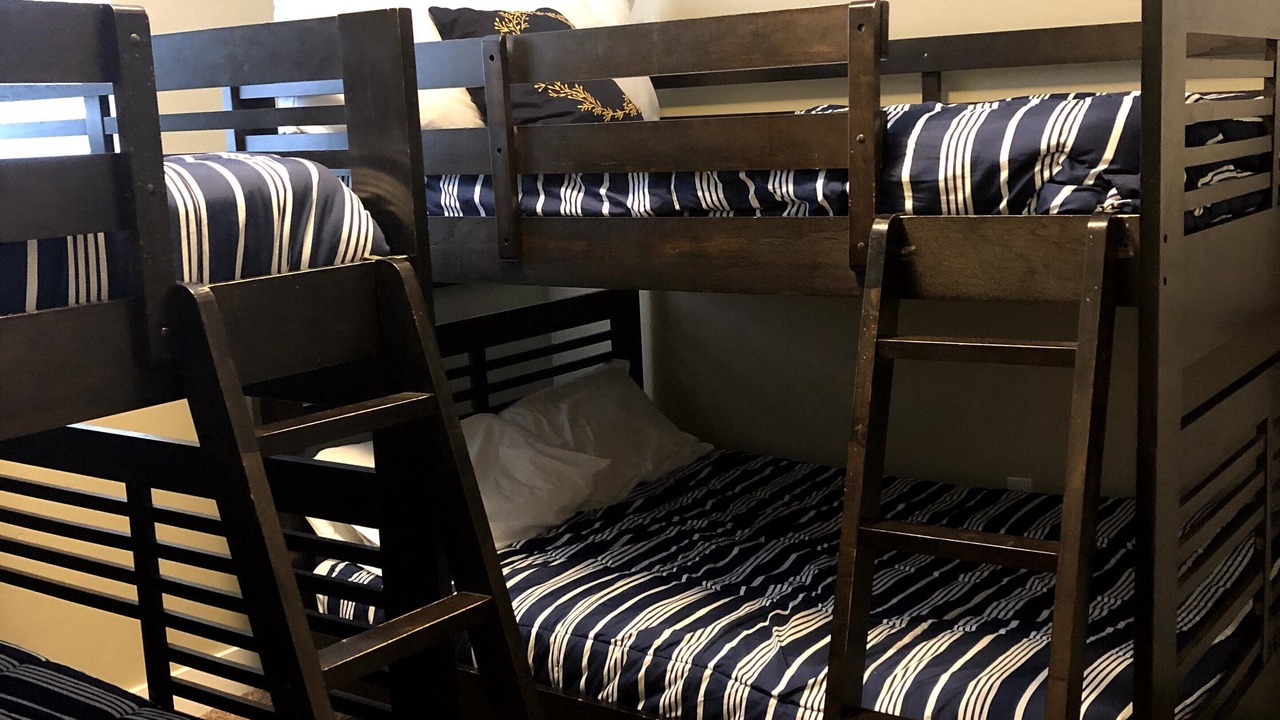 Photo of Bedroom in Cherimoya Hill