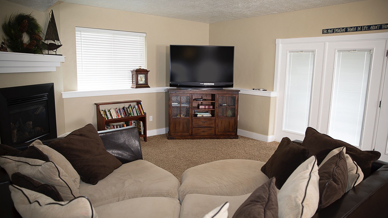 Photo of Bedroom in Cherimoya Hill