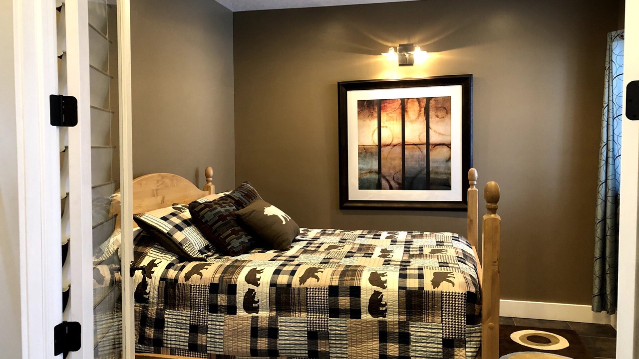 Photo of Bedroom in Cherimoya Hill