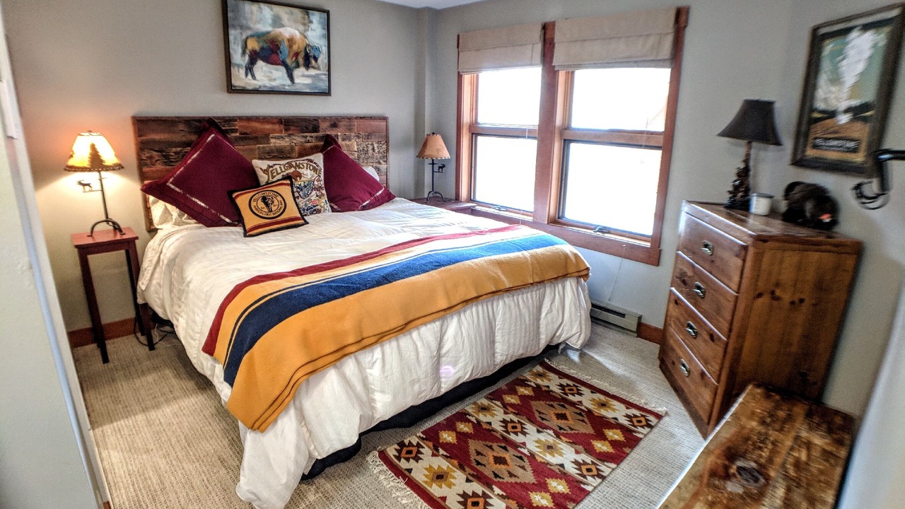 Photo of Bedroom in Big Sky