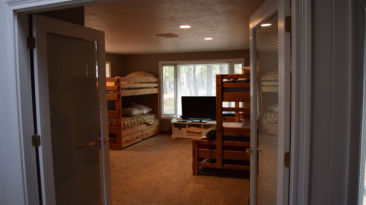 Photo of Bedroom in Black Butte Ranch