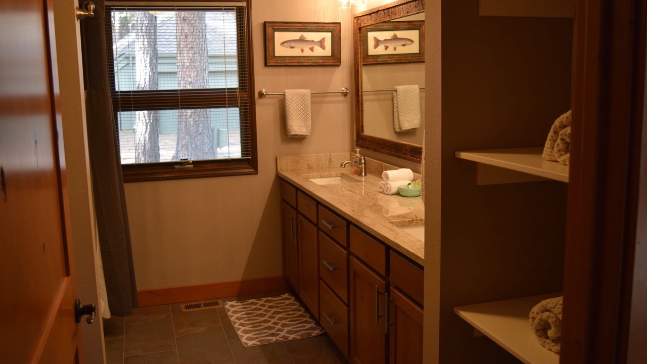 Photo of Bathroom in Black Butte Ranch