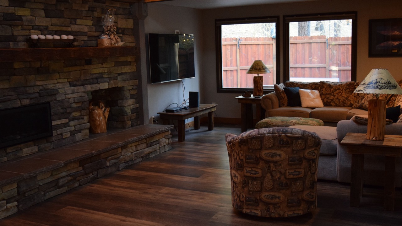Photo of Bedroom in Black Butte Ranch