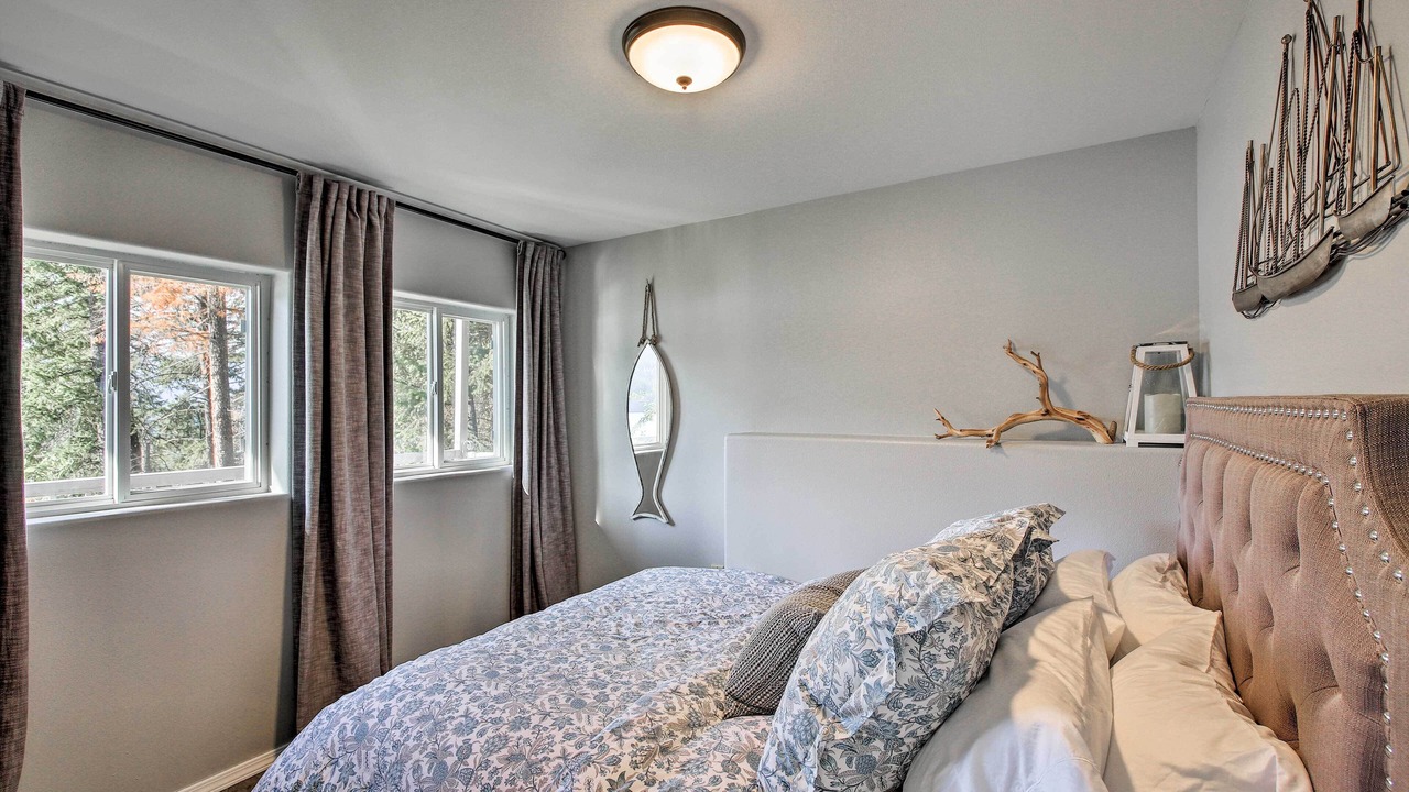 Photo of Others in Sandpoint