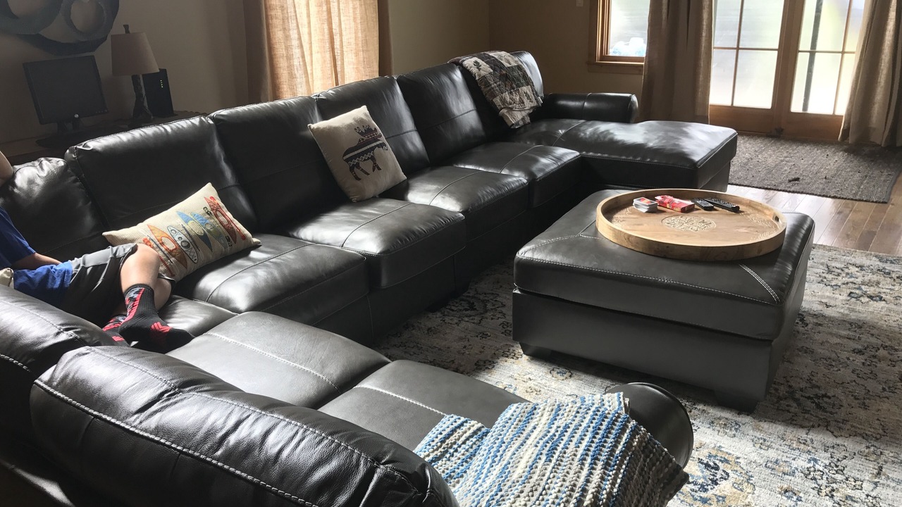 Photo of Livingroom in Victor