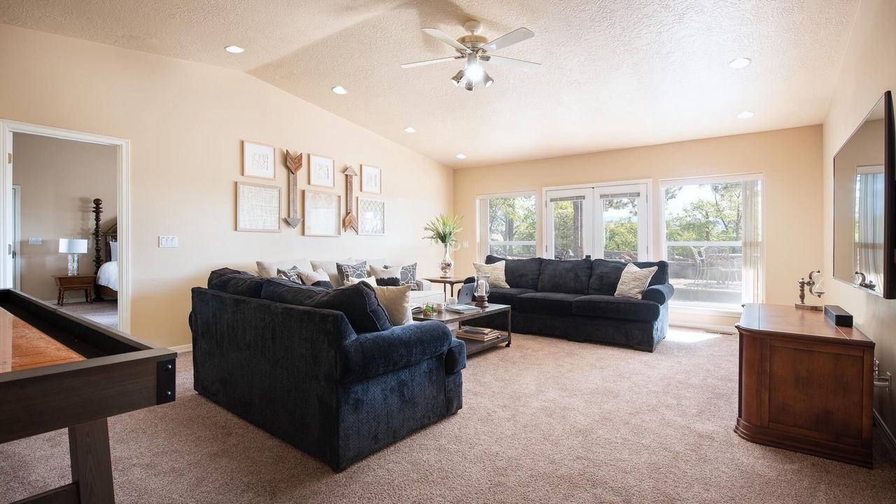 Photo of Livingroom in Garden City