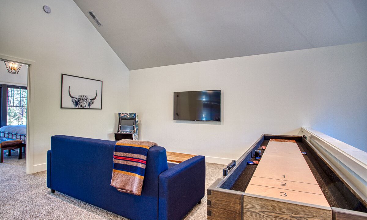 Photo of Bedroom in Sunriver