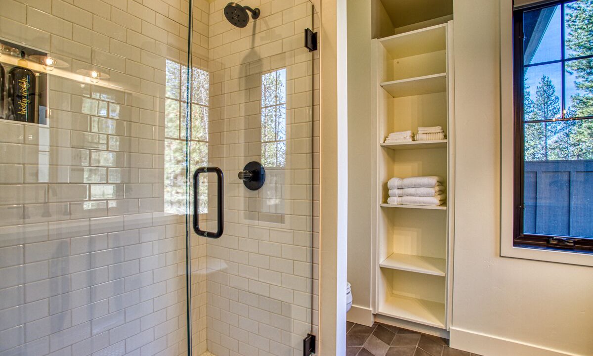 Photo of Bathroom in Sunriver