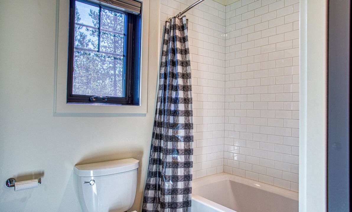 Photo of Bathroom in Sunriver