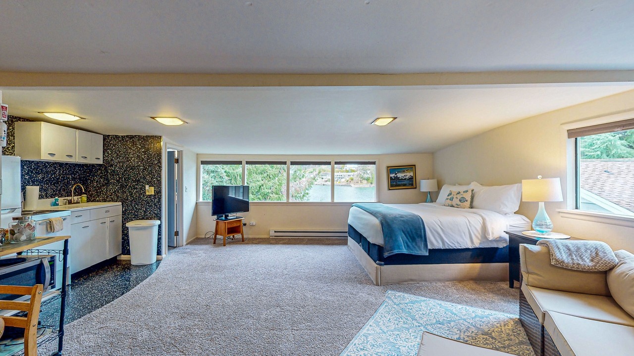 Photo of Bedroom in Gig Harbor
